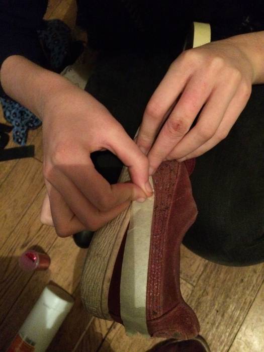 pose_s2.jpg pose_s2.jpg